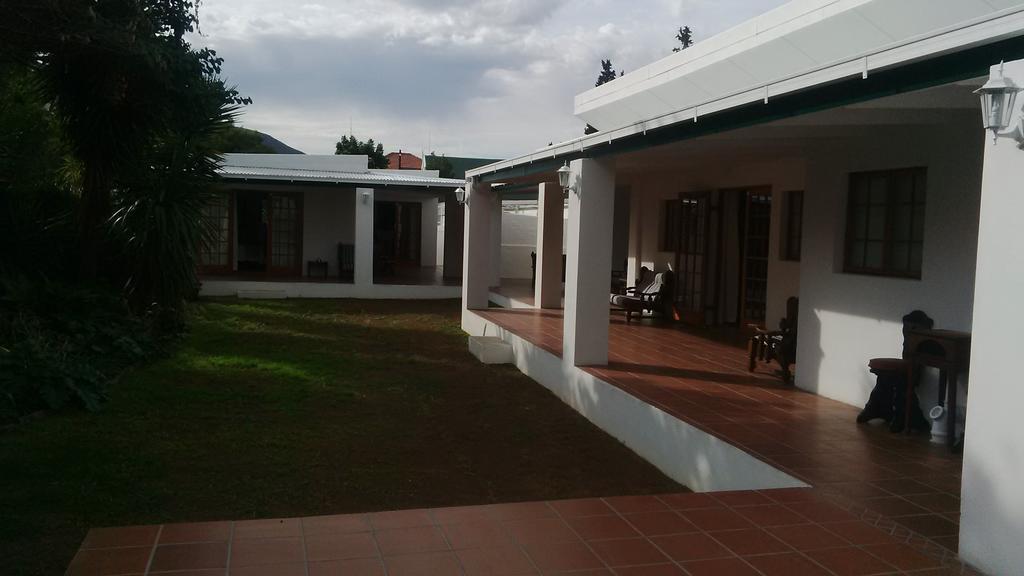 Camdeboo Cottages Graaff Reinet Exterior photo