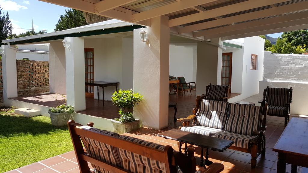 Camdeboo Cottages Graaff Reinet Exterior photo