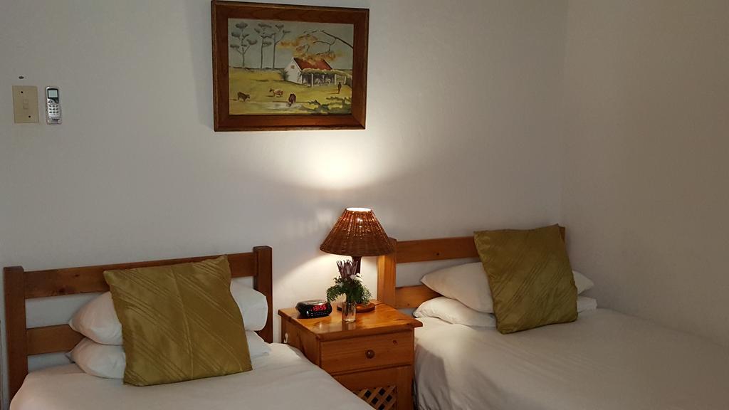 Camdeboo Cottages Graaff Reinet Exterior photo